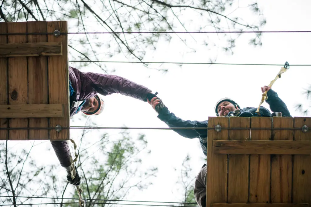 ohDEER teamwork on ropes course